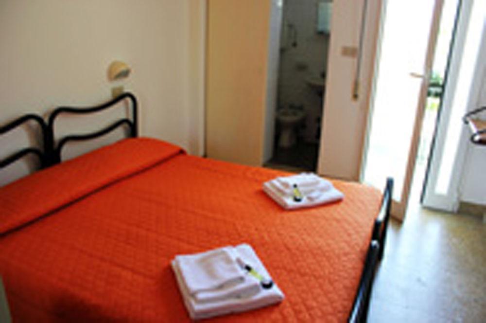 Hotel Leda Rimini Exterior foto