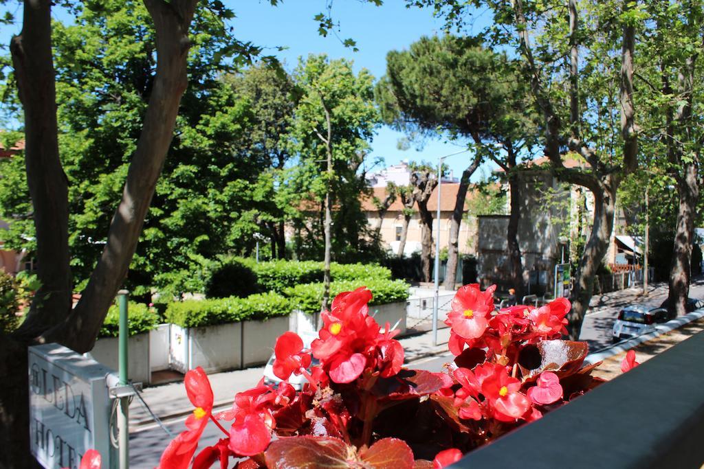 Hotel Leda Rimini Exterior foto