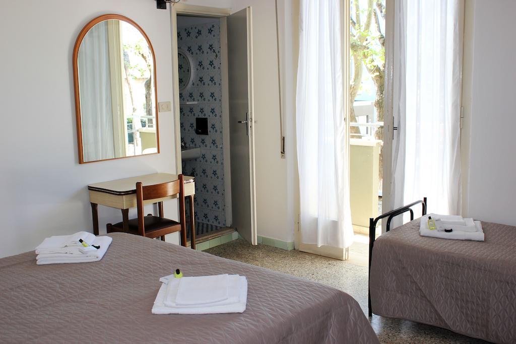 Hotel Leda Rimini Cameră foto