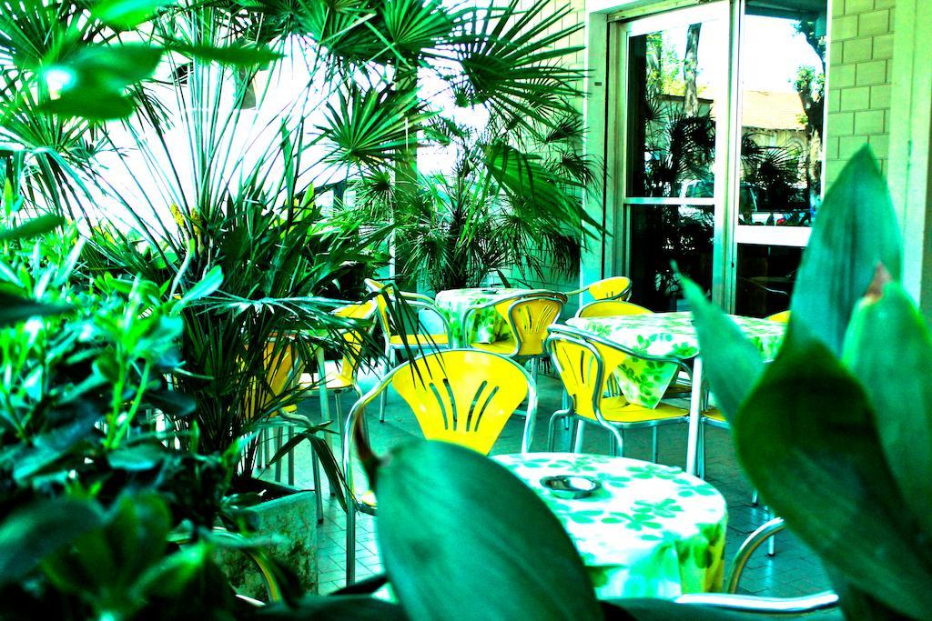 Hotel Leda Rimini Exterior foto